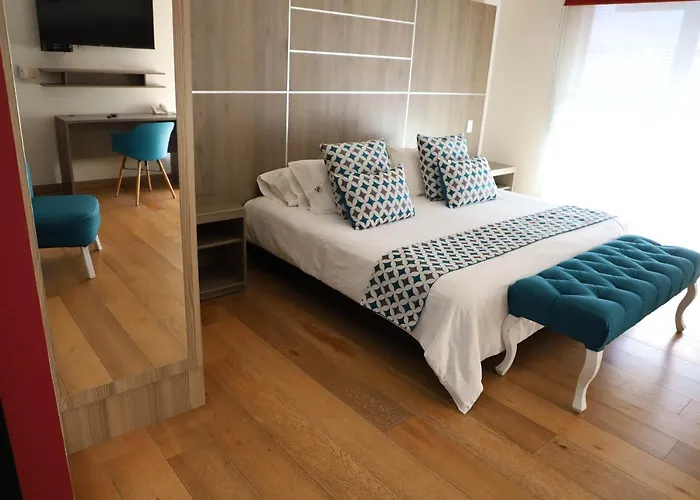 Capital Luxury Apartments & Offices Aparthotel 4*