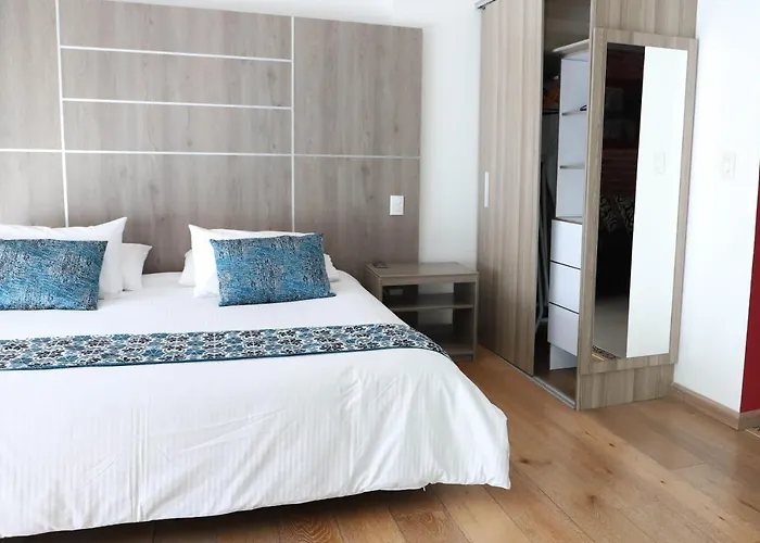 Capital Luxury Apartments & Offices Aparthotel 4*