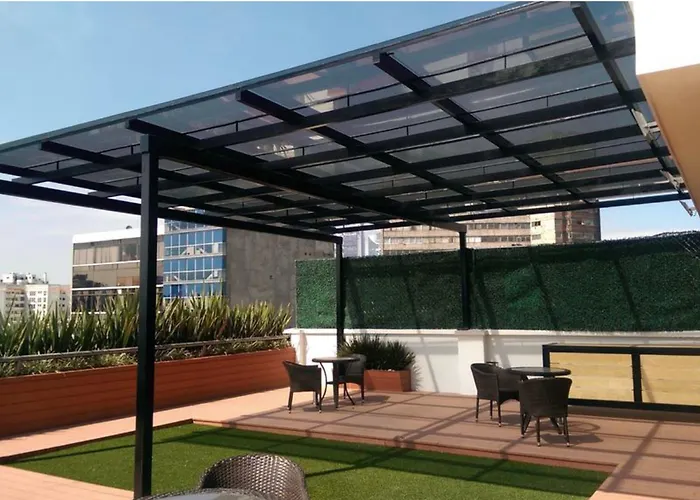 Capital Luxury Apartments & Offices 4*