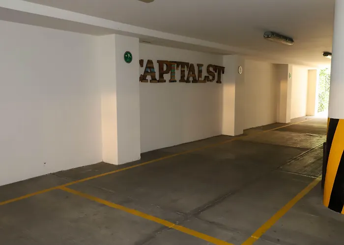 Aparthotel Capital Luxury Apartments & Offices